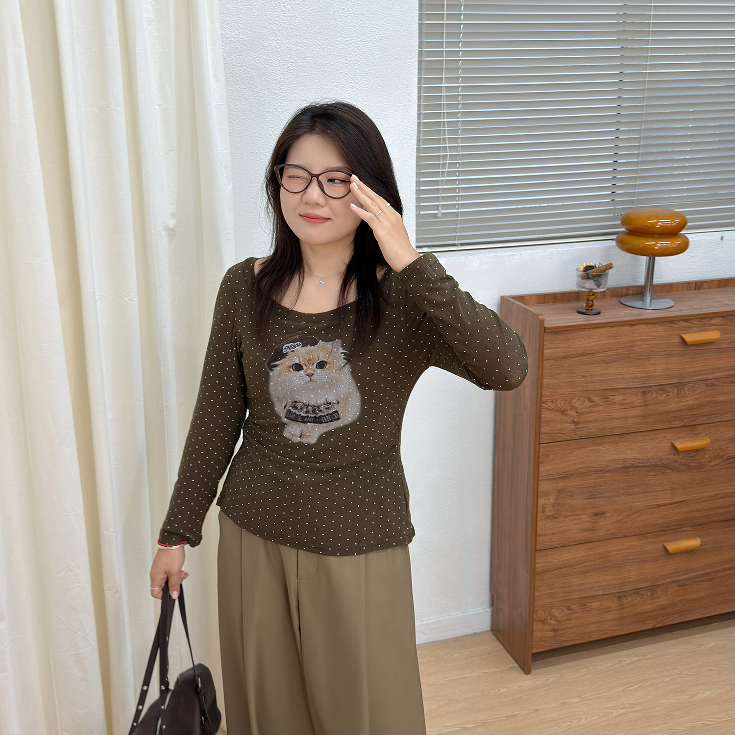 宛宛大码胖MM波点网纱长袖T恤女装春秋新款修身显瘦打底罩衫上衣