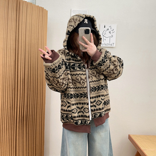 新款 冬季 胖mm彩色费尔岛气质宽松休闲摇粒绒连帽外套 女装 宛宛大码