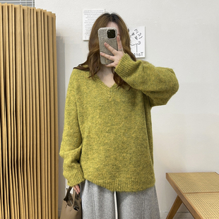 上衣 v领毛衣胖mm宽松慵懒风软糯温柔休闲百搭针织衫 宛宛大码 女装