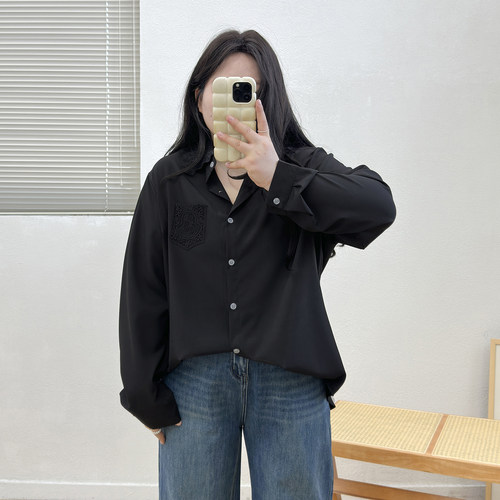 宛宛大码女装胖mm高级设计拼接蕾丝口袋长袖衬衫宽松显瘦秋季上衣 - 封面