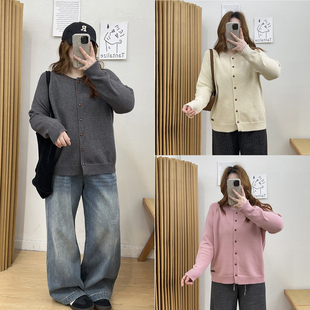 外套冬季 毛衣女胖mm灰色显瘦圆领外搭上衣开衫 秋冬针织衫 宛宛大码