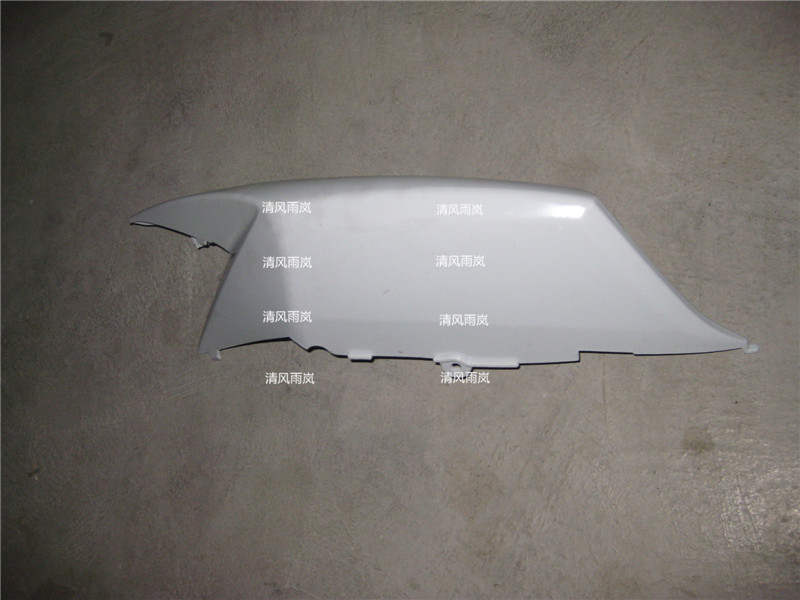 GSX600 750 K8 注塑外壳 后尾短右侧板 08-10年板坯