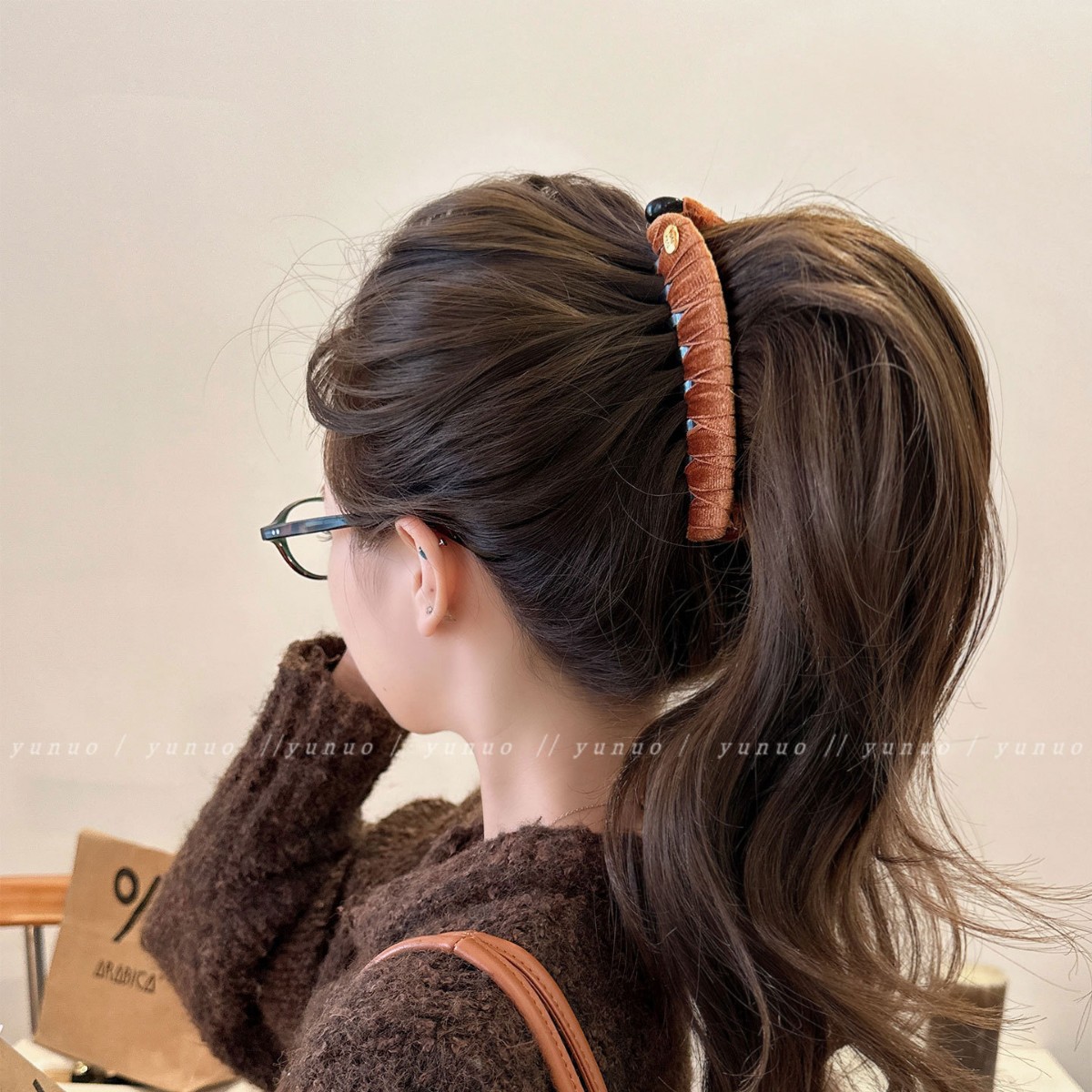 秋冬植绒高颅顶香蕉夹发夹女后脑勺2025新款发抓夹高马尾不塌