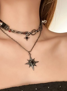 暗黑十字架铆钉皮革项链女choker小众项圈设计感颈链甜酷锁骨链