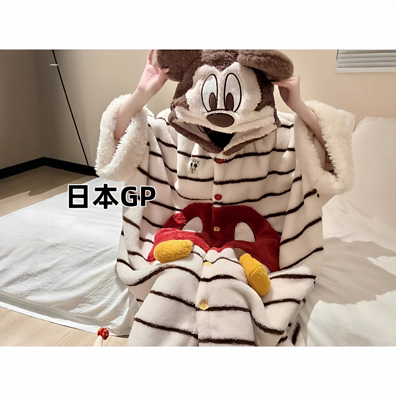 日本GP卡通可爱连帽珊瑚绒睡裙女