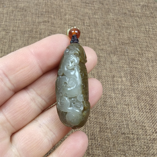 天然新疆和田玉且末糖料雕刻吊坠挂件保真支持珠宝玉石机构鉴定