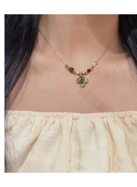 虎眼石花朵钛钢项链气质复古小众高级设计感美拉德串珠项链NY01