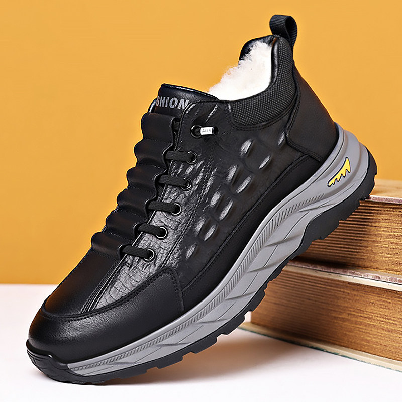 冬季特大码鞋子45加大加宽46东北羊毛男靴47加绒加厚高帮男皮鞋49