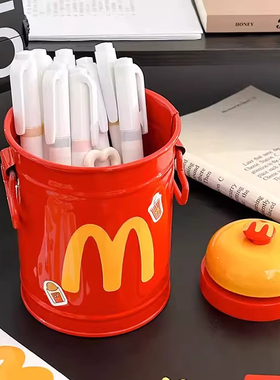 麦当当卡通笔筒红色塑料桌面收纳盒多功能大容量桌面收纳摆件