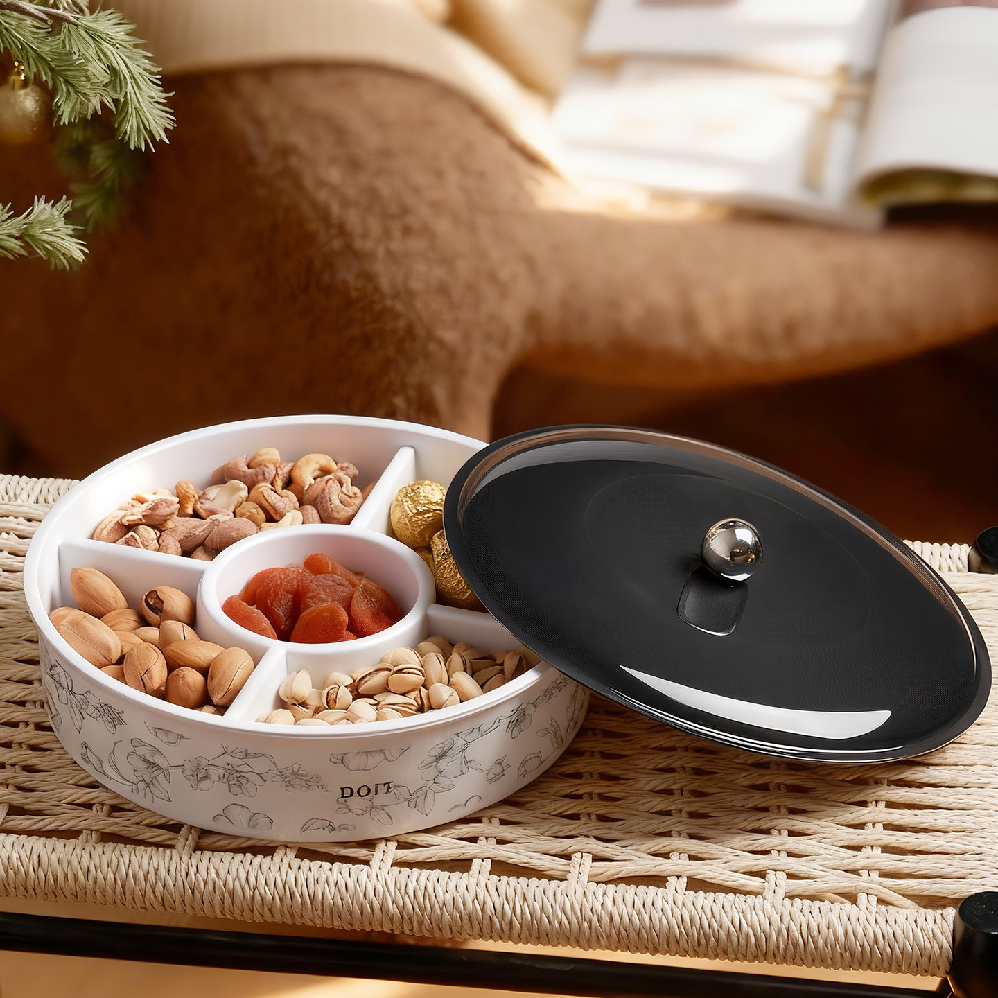 客厅高颜值干果盒轻奢家用糖果零食茶点收纳盒带盖分格果盘复古风