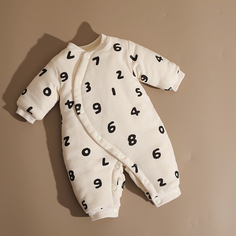 日本进口婴儿衣服秋冬装棉服新生儿宝宝连体衣夹棉加厚保暖棉衣冬