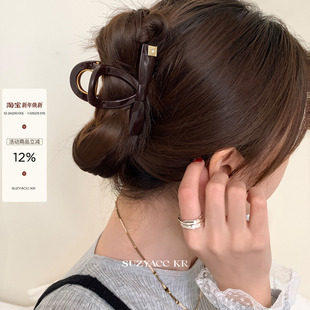 suzyacc kr浓情巧克力蝴蝶结亚克力抓夹女2025新款后脑勺盘发发夹