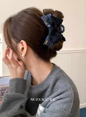 suzyacc kr蓝色丝绒蝴蝶结抓夹大号2024新款复古气质高级感盘发夹