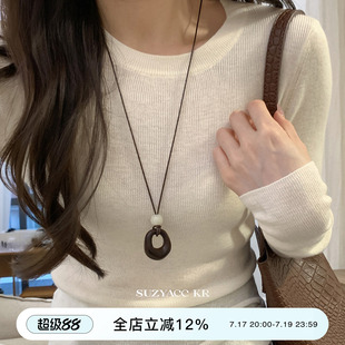 suzyacc kr镂空木质圆形吊坠长项链女复古简约通勤百搭高级毛衣链