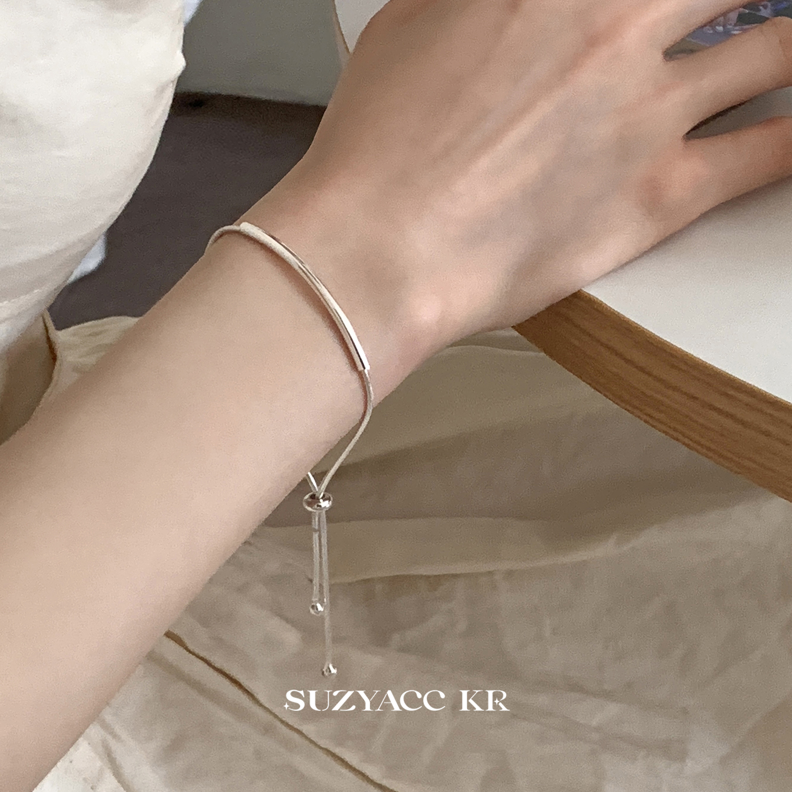 suzyacc kr纯银线条抽拉蛇骨手链轻奢小众精致简约百搭高级手饰女