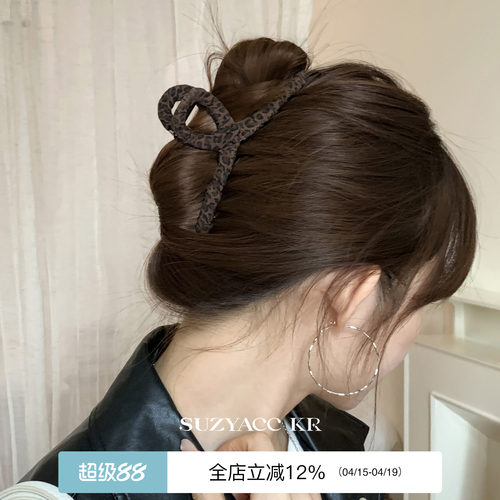 suzyacc kr豹纹缠绕抓夹大号高级感2025新款个性小众气质盘发发夹