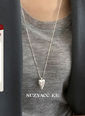 suzyacc kr哑光图腾立体爱心毛衣链简约个性百搭小众质感长项链女