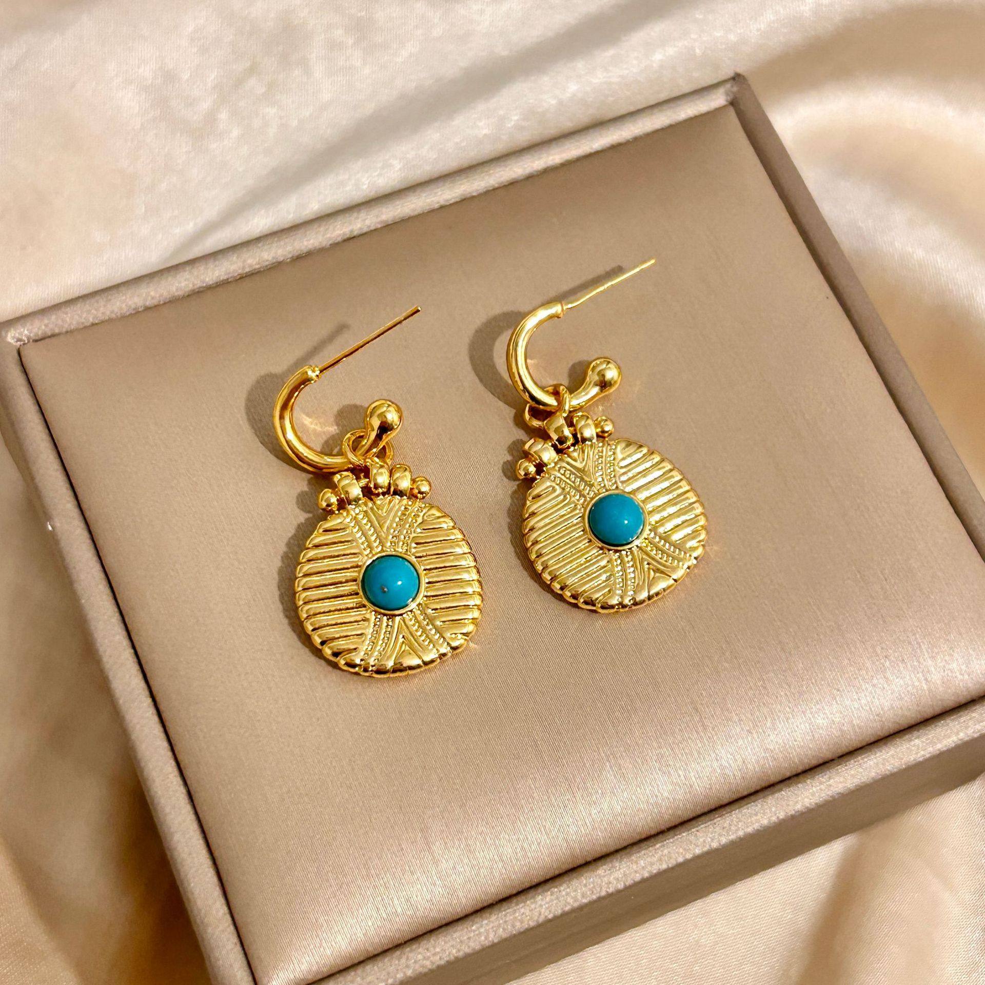 欧美轻奢金属圆盘不规则耳环镶绿松石感复古民族风耳钉耳饰女,饰品/流行首饰/时尚饰品新,耳环,淘宝优惠券,粉丝福利购,淘宝优惠卷