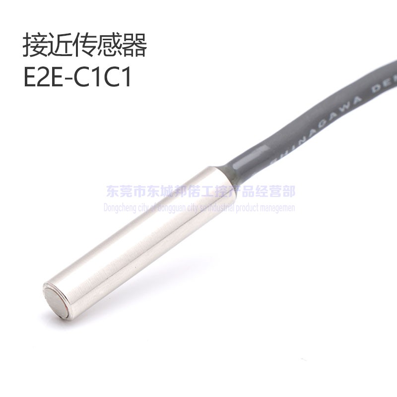 现货E2E-CR8C1全新原装 E2E-CR8C2日本接近开关E2E-C1C1传感器