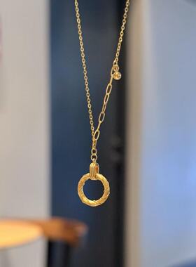 拉丝金色麻花编织圆环吊坠项链女中古风设计感锁骨链2026新款颈链