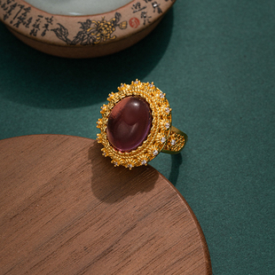 时尚经典繁花戒指黄金色气质轻奢大气点钻高级镶嵌食指戒古法宫廷