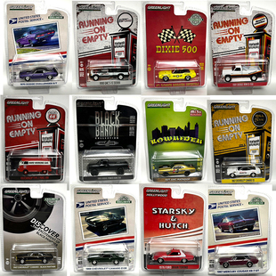 1/64绿光雪佛兰福特野马道奇挑战者大众面包车维多利亚警车模型