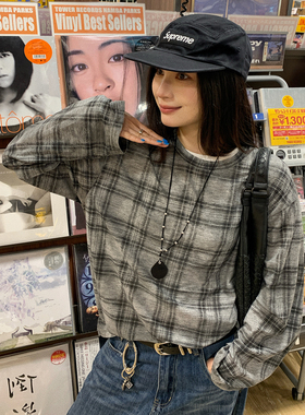 7AM10PM 设计感灰黑格纹印花长袖T恤女 百搭休闲格子打底上衣