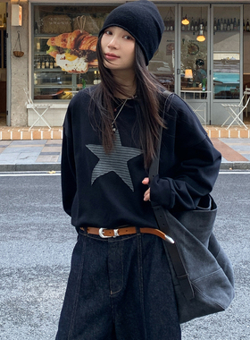 7AM10PM设计感星星贴布短款卫衣女 百搭黑色薄绒圆领卫衣加绒上衣