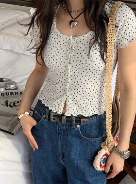 7AM10PM夏季短款性感碎花开衫T恤 bm木耳边系扣开衫 圆领短袖上衣