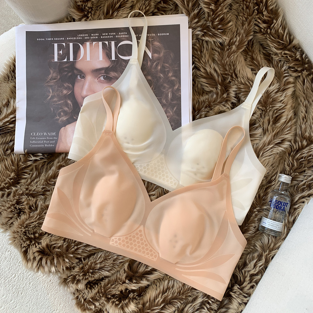 超薄款裸感无痕内衣女大胸显小胸收副乳兔耳朵杯无钢圈透气文胸罩