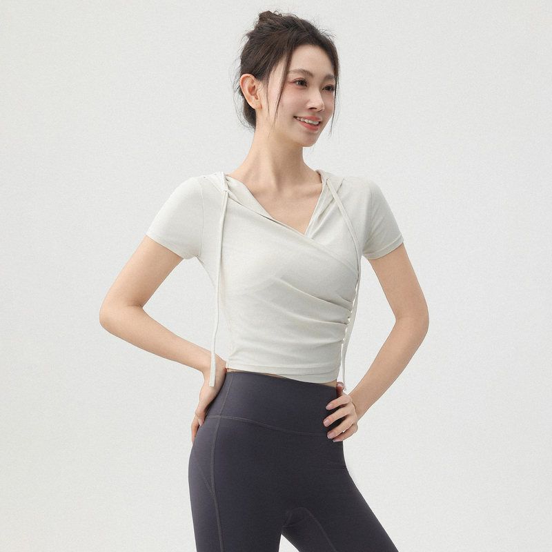 连帽V领瑜伽服女修身速干显瘦跑步普拉提运动短袖训练绝美健身衣