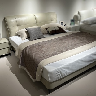 L282意式 极简全实木真皮床1.8米1.5米头层牛皮主卧床定制皮色床