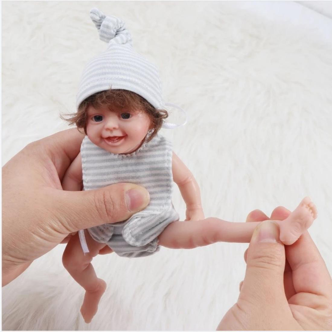 6寸全胶仿真婴儿重生同款硅胶儿童洋娃娃安抚陪睡眠毛绒迷你手掌