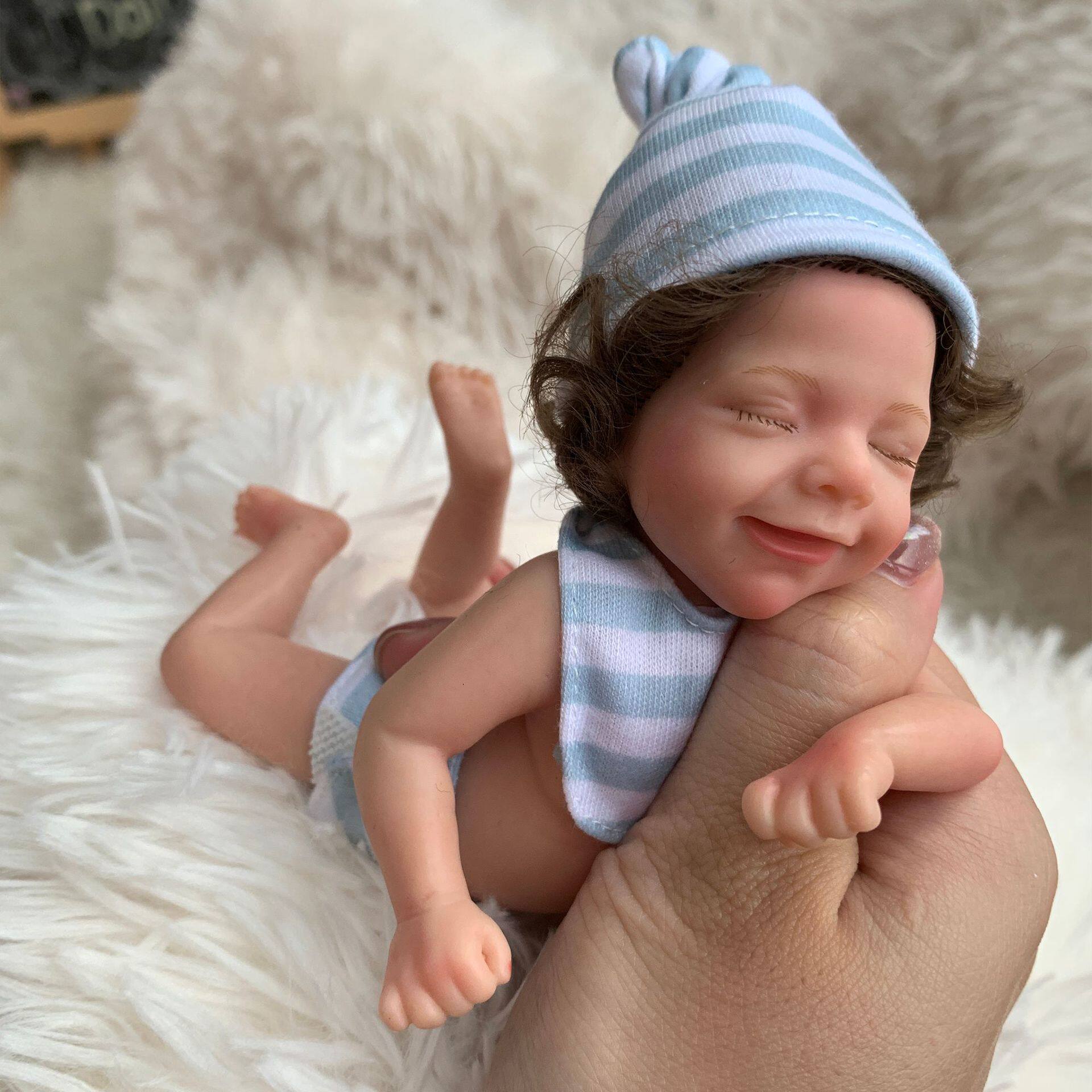 6寸April实心硅胶重生迷你娃娃柔软过家家玩具礼物 跨境货源