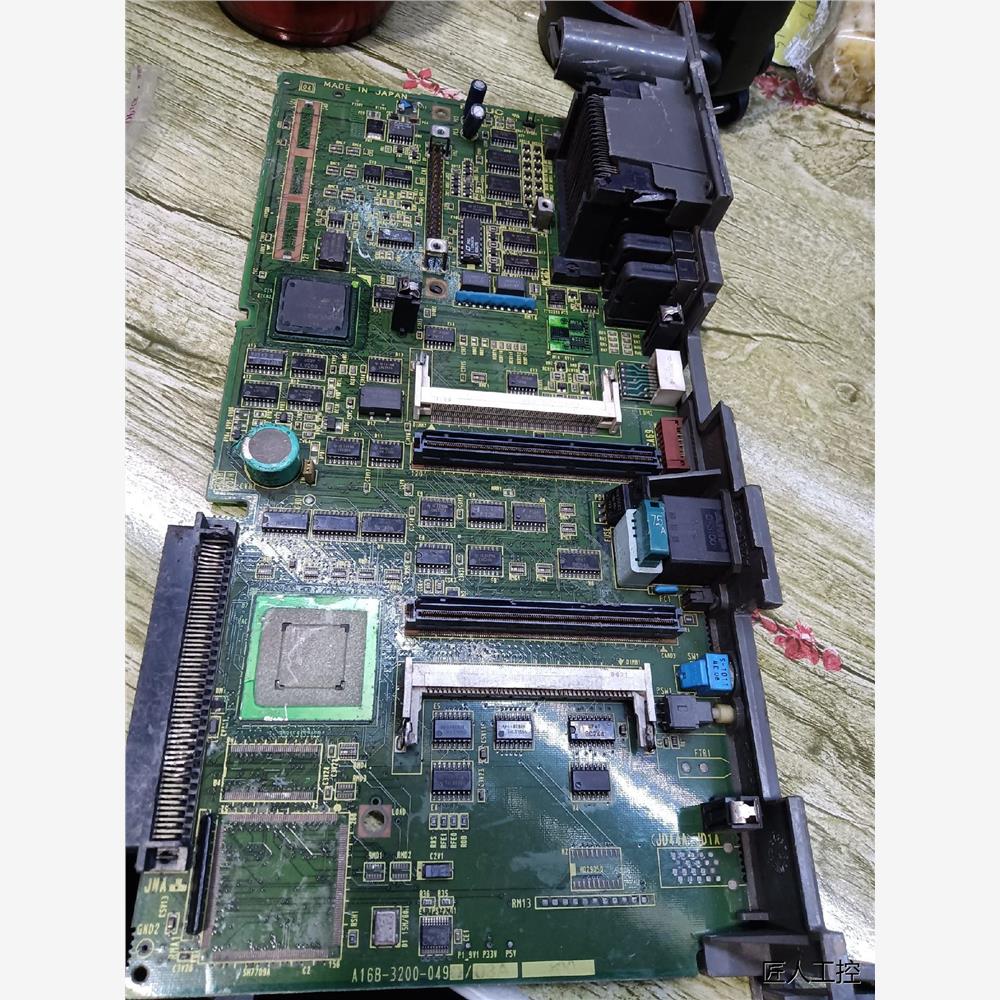 A16B-3200-049 线路板IO版，有磕碰，具体，议价商品