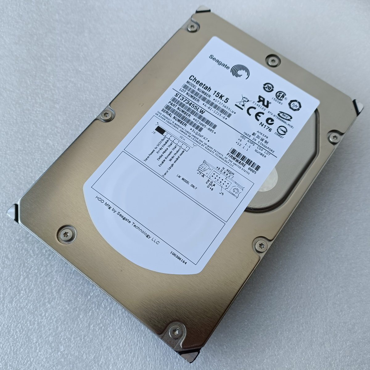 Seagate/希捷 ST373455LW 15K 73G 68针 SCSI硬盘