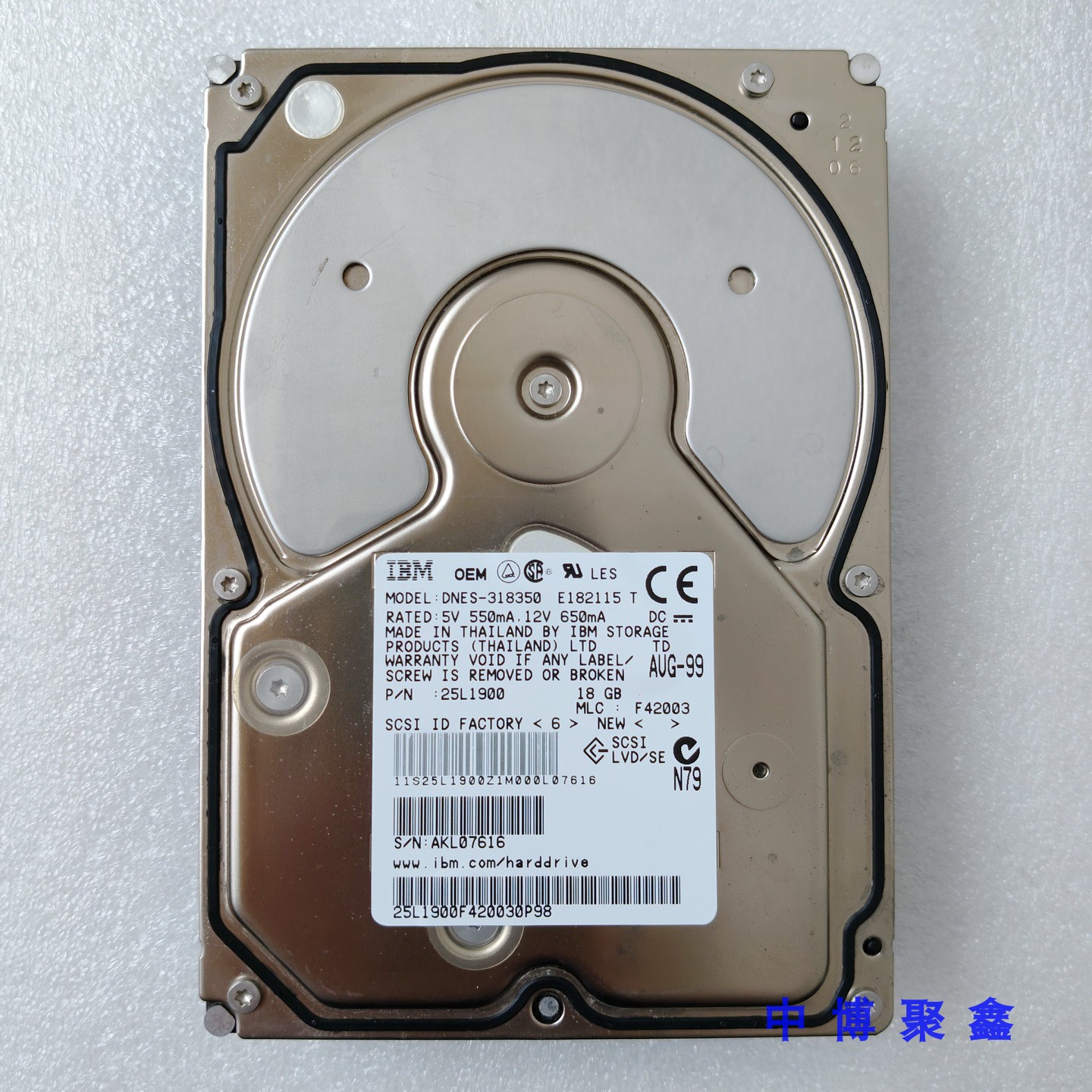 IBM DNES-318350 25L1900 7200转 18G 68针 SCSI硬盘