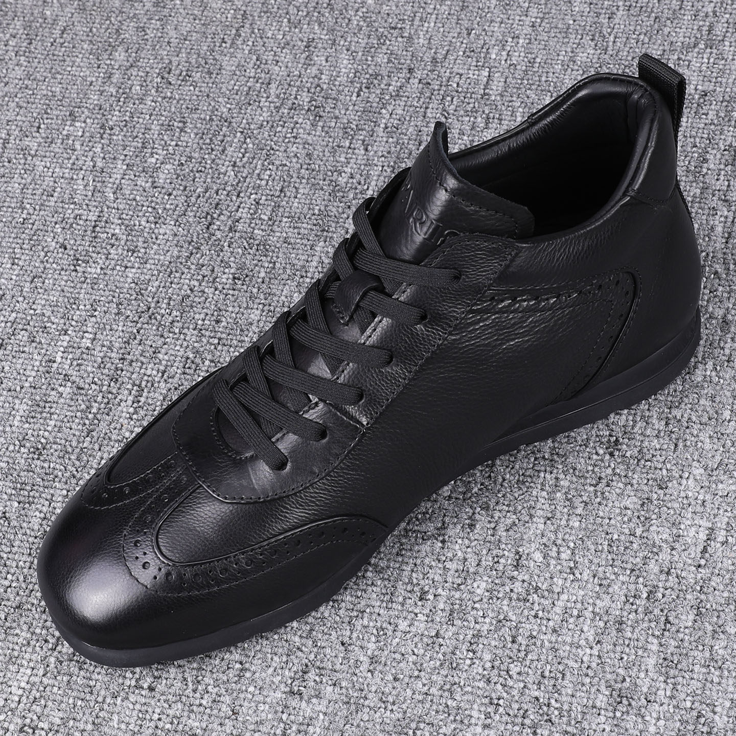 真皮男鞋2025新款高帮板鞋系带百搭加绒保暖男靴秋冬潮流休闲皮鞋