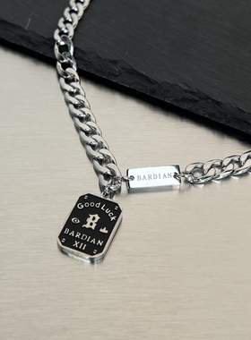 好运铭牌钛钢项链男女款冷淡风轻奢小众百搭嘻哈锁骨链颈链潮配饰
