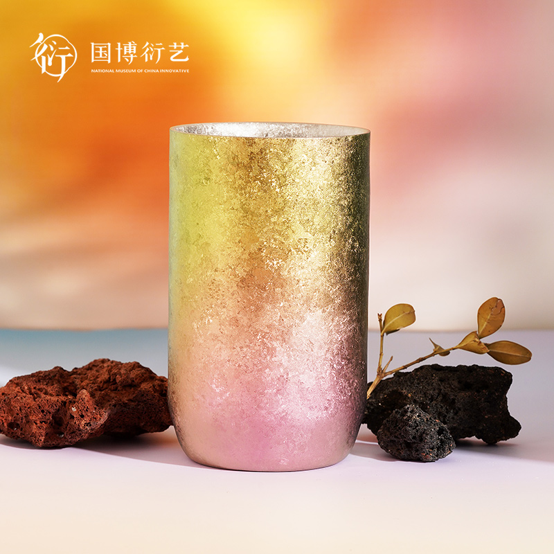 中国国家博物馆桃花洞釉钛杯