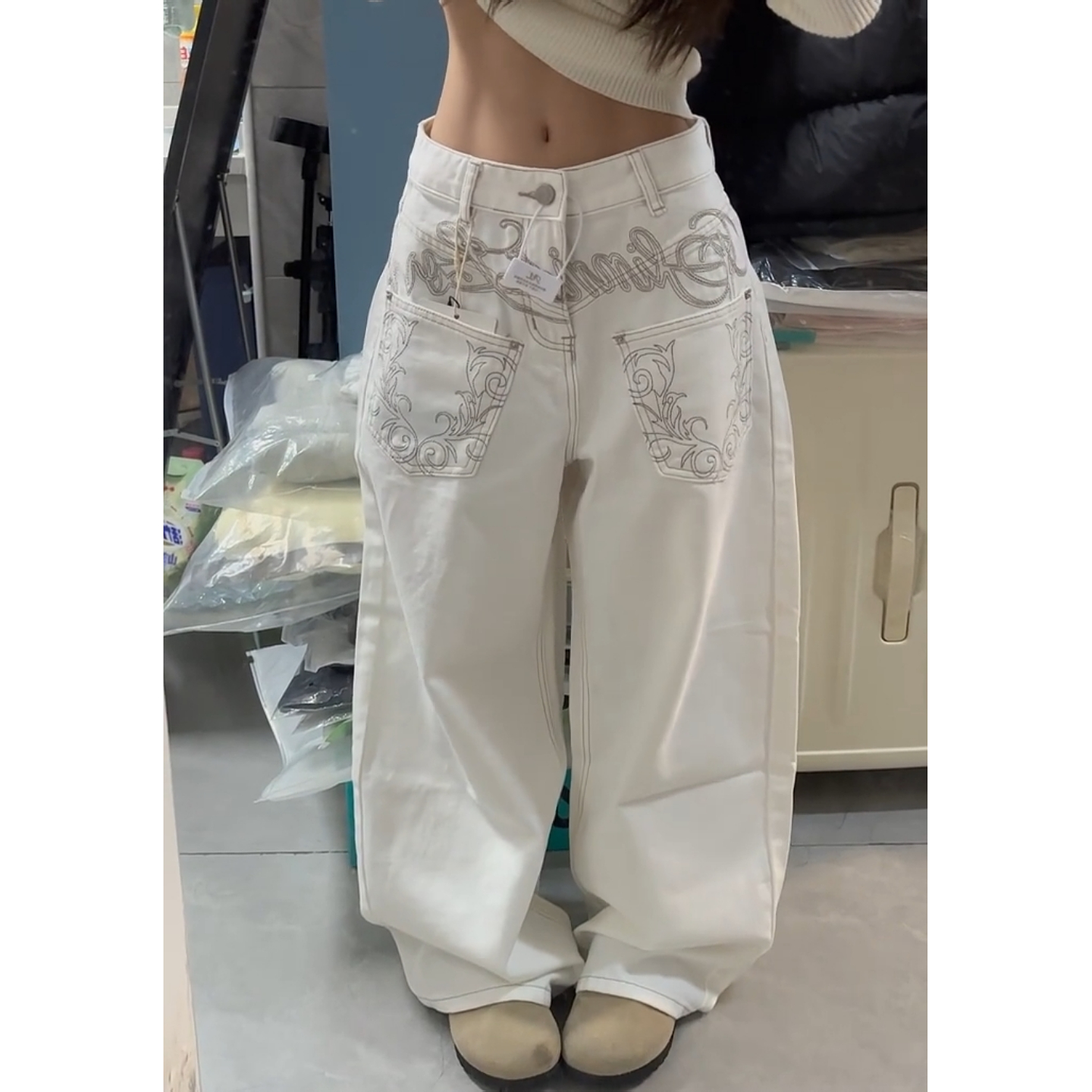 美式复古水洗刺绣白色阔腿牛仔裤