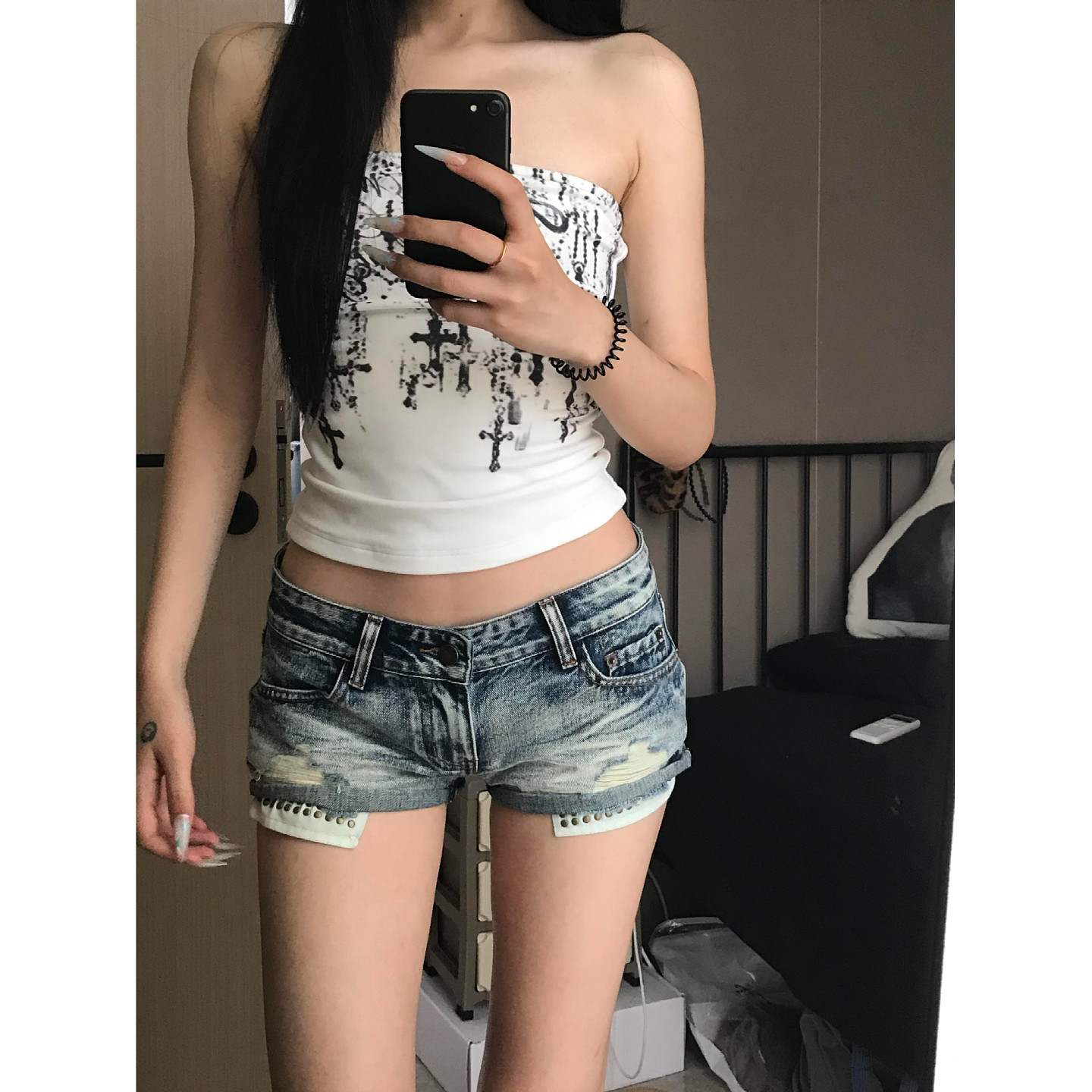 大码美式复古水洗做旧烫钻铆钉口袋低腰牛仔超短裤女包臀a字热裤