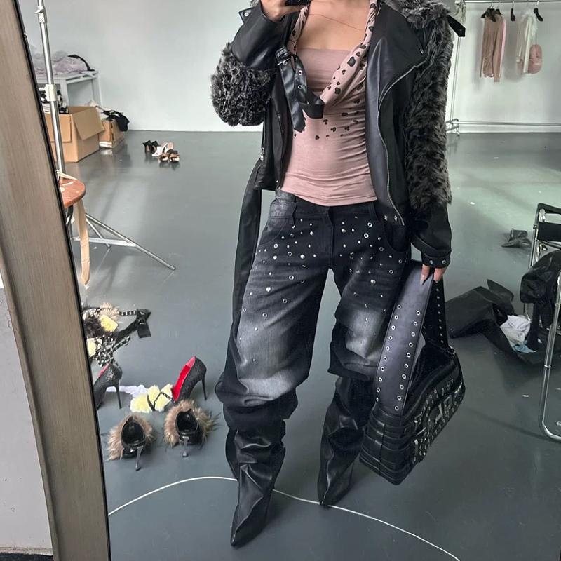 大码美式酷感暗黑风铆钉牛仔裤