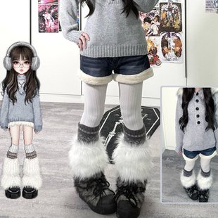 辣妹毛茸茸超短热裤 大码 女外穿秋冬新款 复古毛毛拼接牛仔短裤 美式