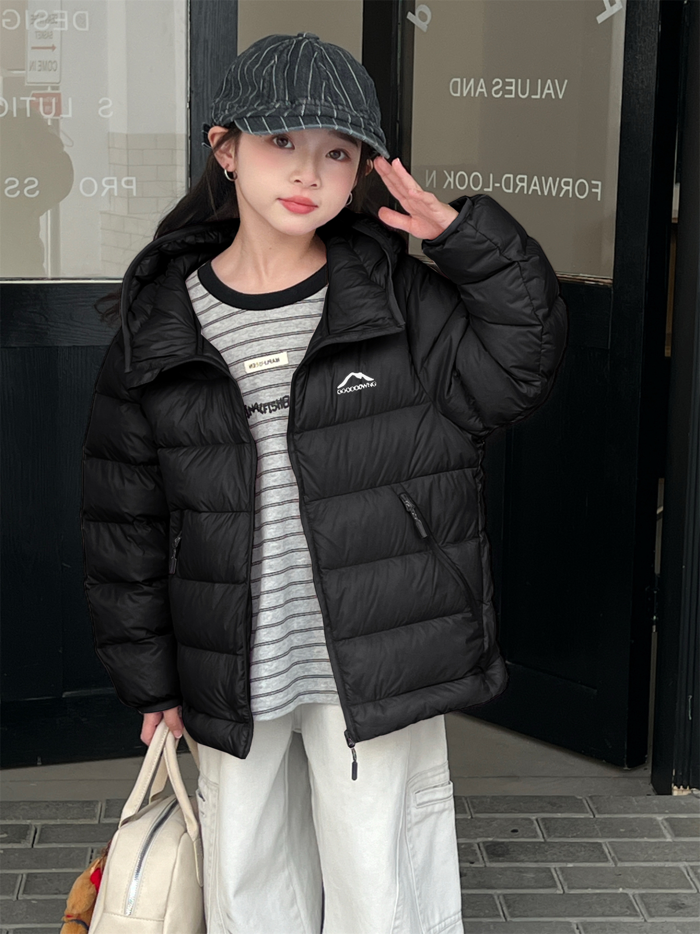 90白鸭绒短款韩版男女童羽绒服