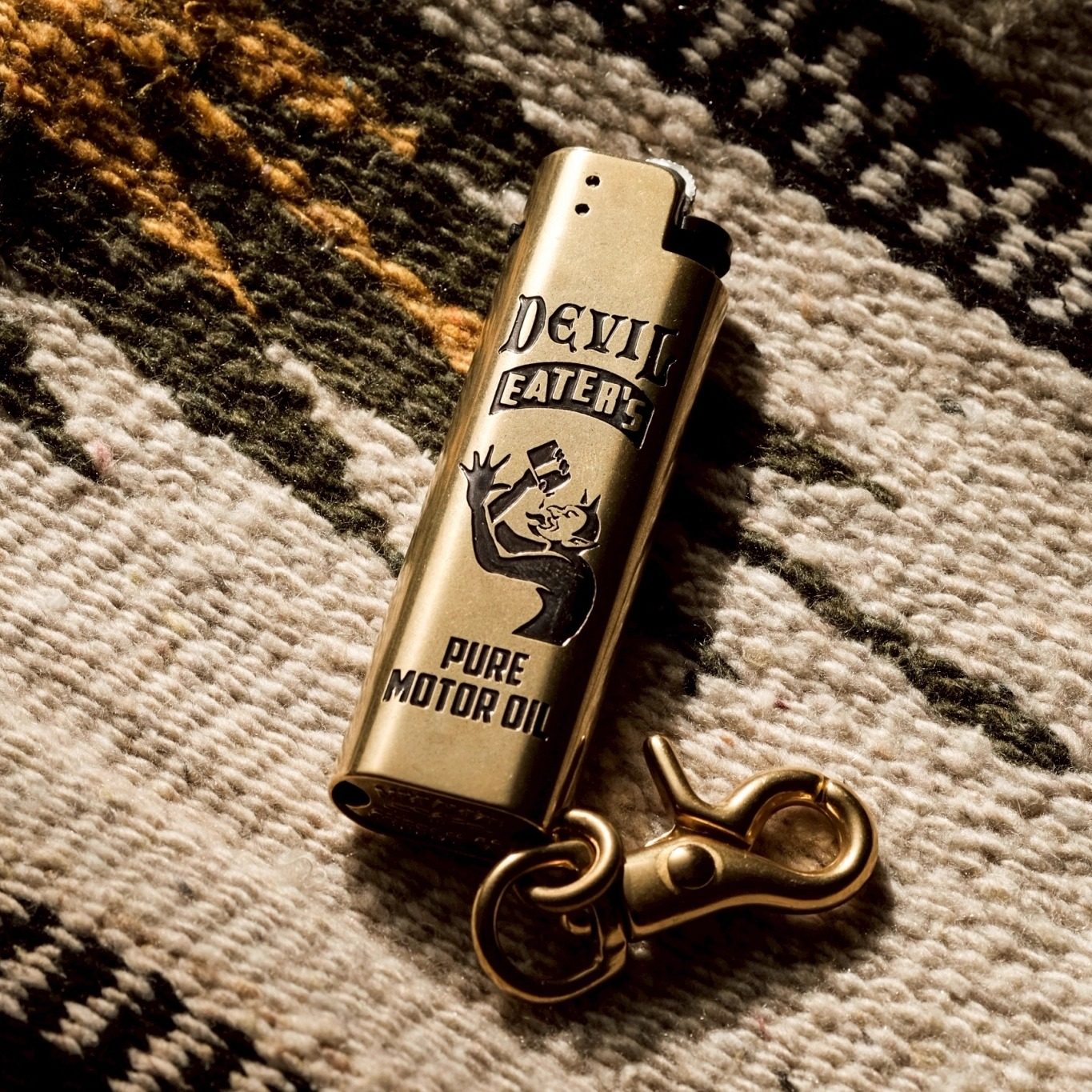 Metalize恶魔喝机油黄铜打火机套