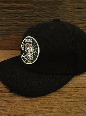 Metalize POISON黑色灯芯绒复古棒球帽子男配饰刺绣骷髅蛇布章帽