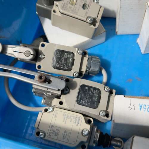 维修议价进口OMRON限位开关 WLCA12-2NLD-N