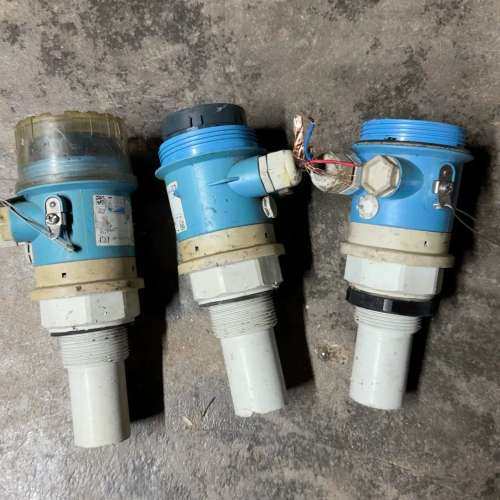 （维修议价）E+H液位计，FMU30-1020，品相不佳，非功能