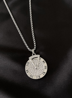 圆盘嘻哈风长款百搭挂件衣服配饰